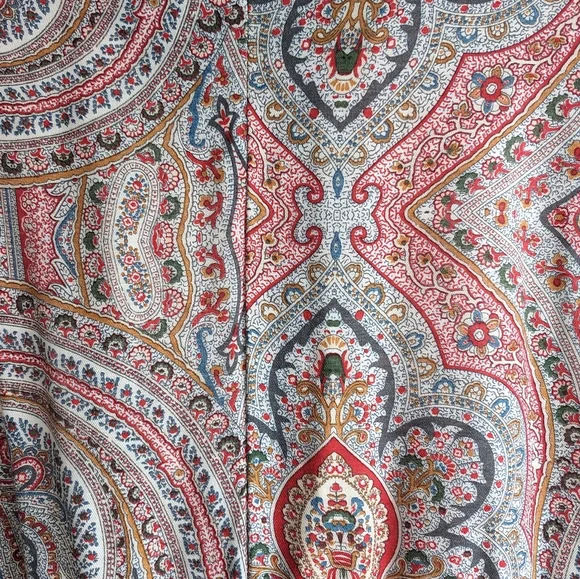 Ladies Dress - Picture 3 of 3